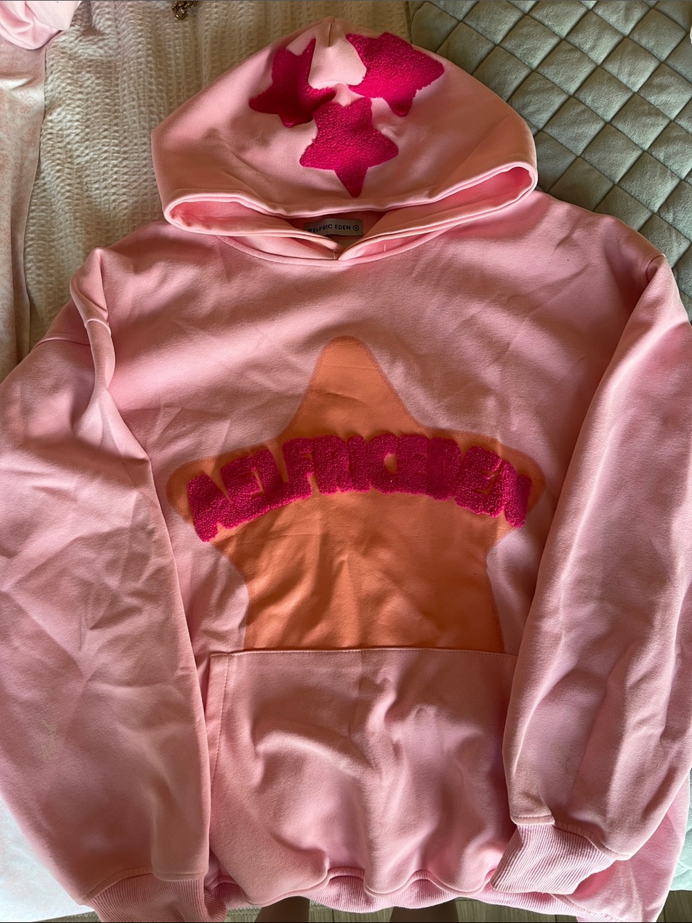 Aelfic Eden Pink Sweatshirt